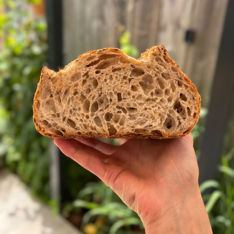 pain aux graines fournil du puisatier pain boulangerie artisanale vitrolles